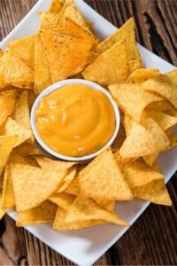 Nachos With Cheese Dip